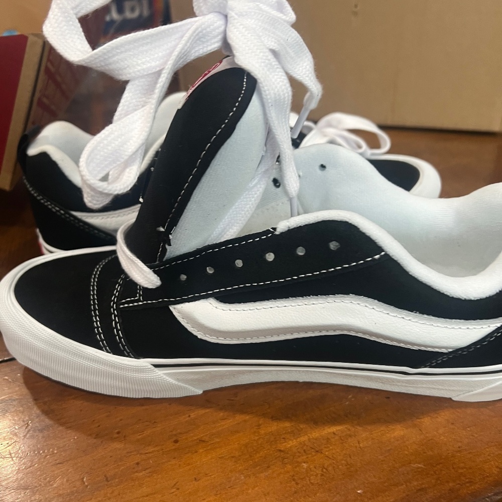 Vans Knu Skool Shoe